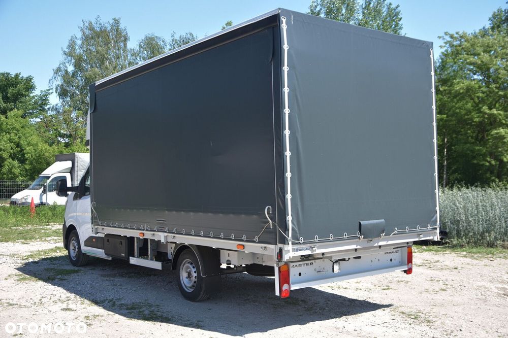 Renault Master 2.0 170KM Zabudowa 12EP Międzynarodówka Kurnik - 9