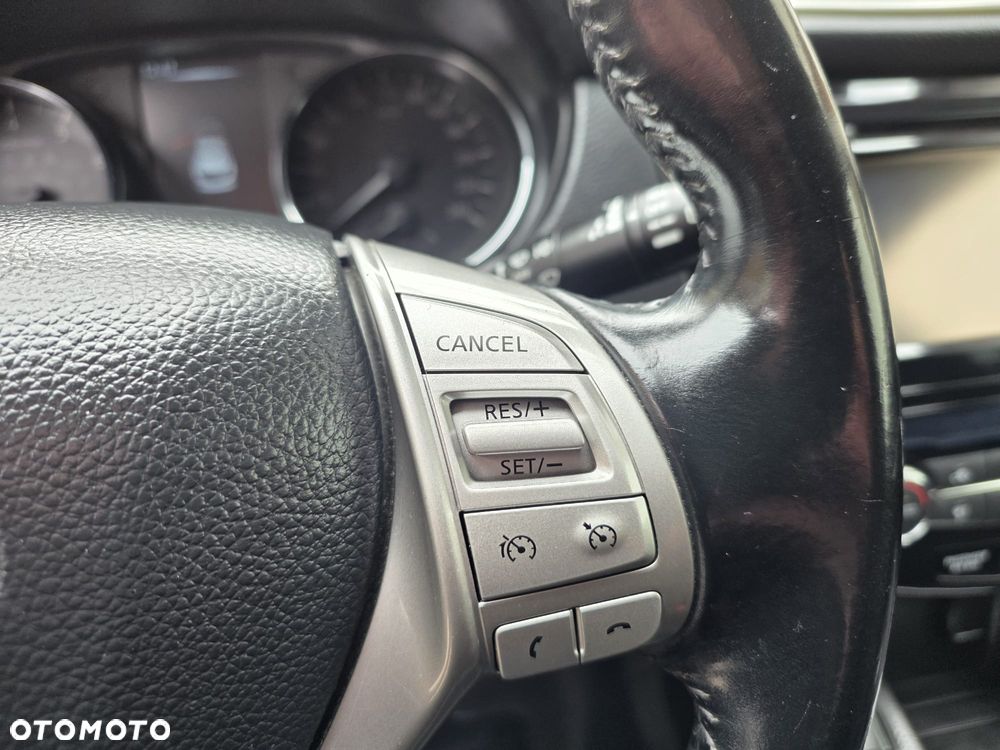 Nissan Qashqai 1.2 DIG-T Acenta EU6 - 19
