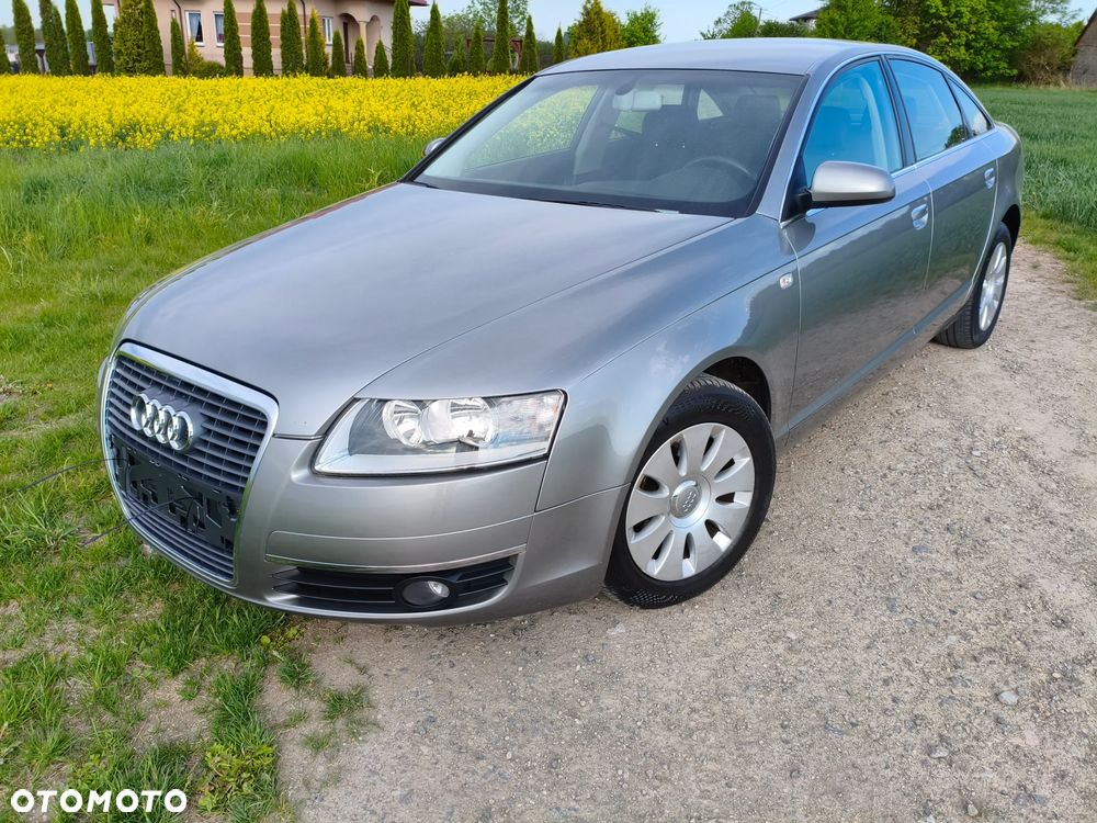 Audi A6 Limousine 2.4 - 4