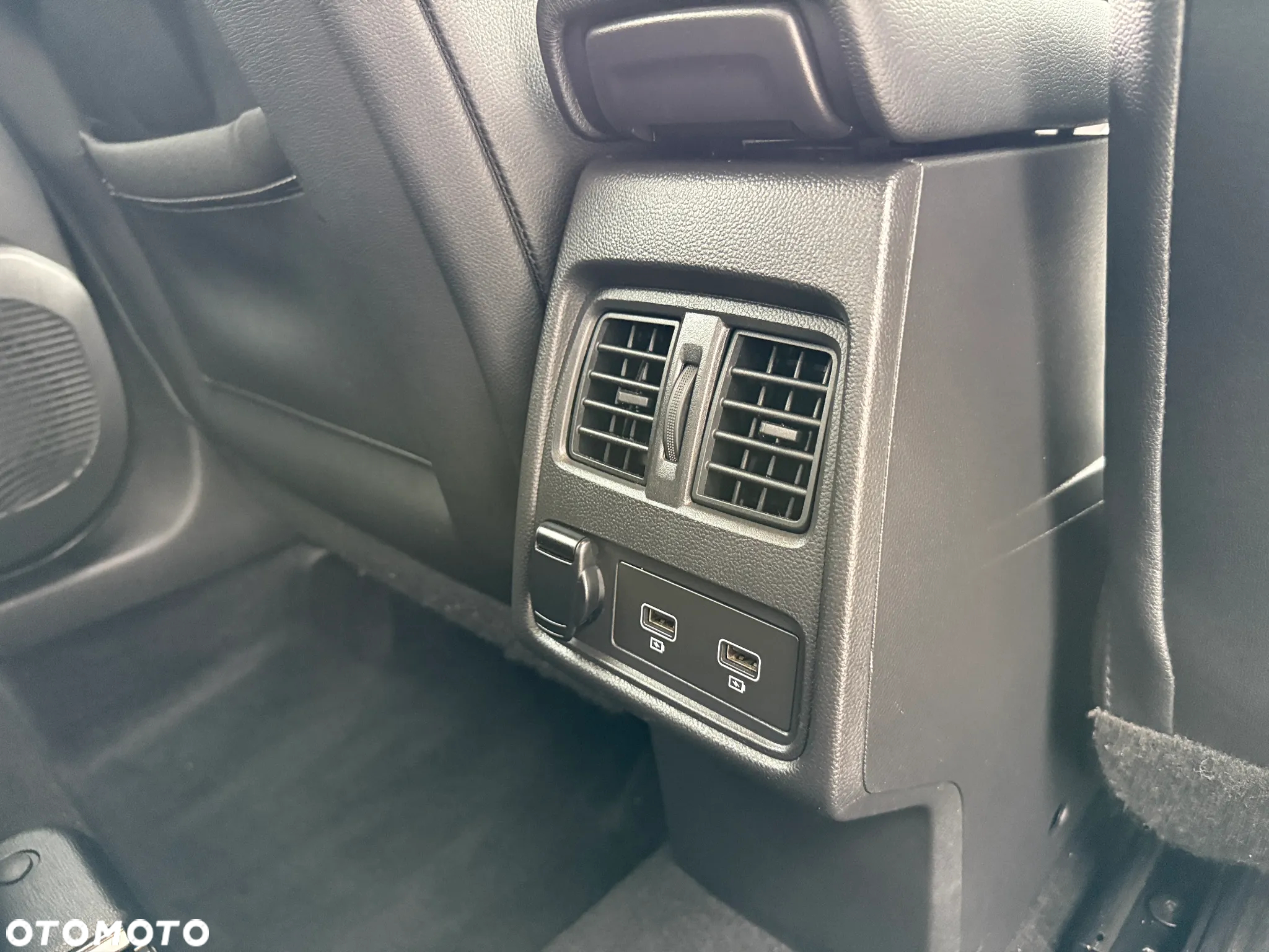 Renault Captur TCe 100 INTENS - 20