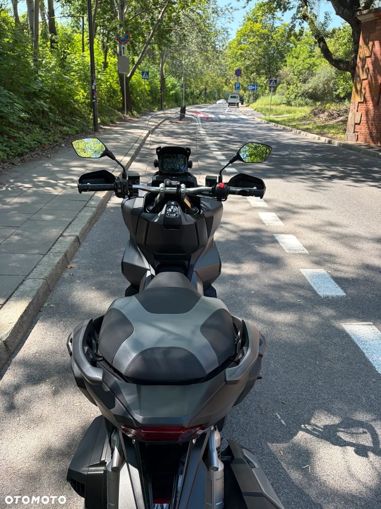 Honda ADV350 - 12