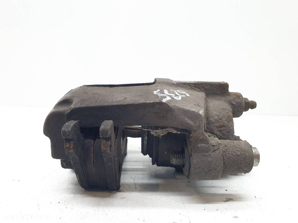 ZACISK HAMULEC PRZÓD PRAWY CARAVAN VOYAGER IV 3.3 V6 - 3