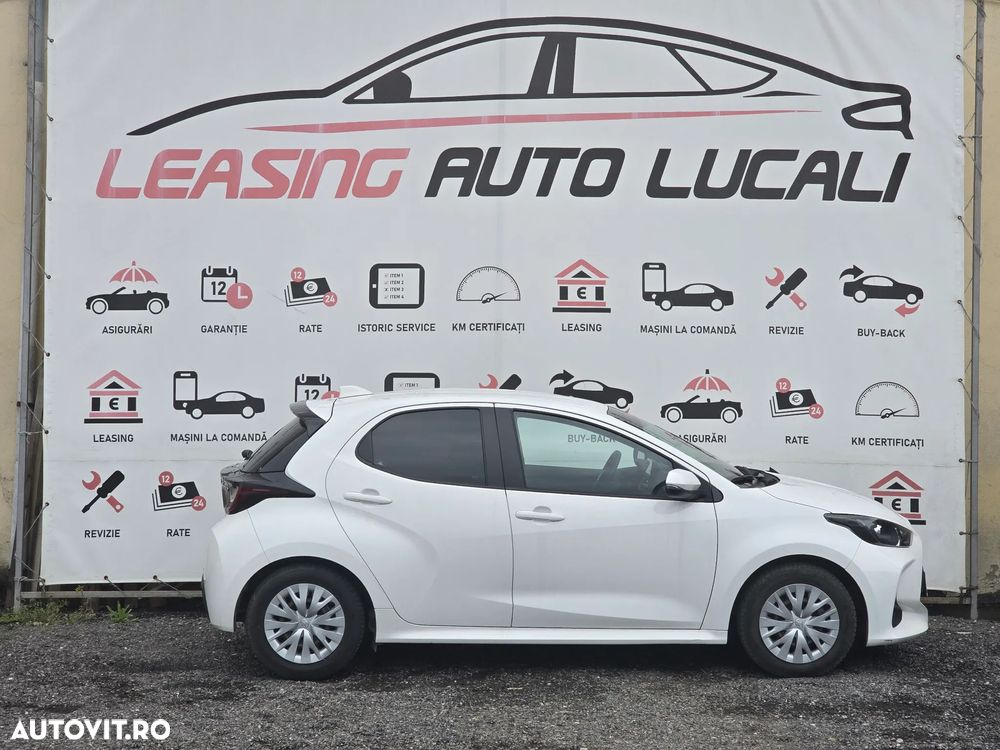 Toyota Yaris 1.5 VVT-i HSD Exclusive Style - 4