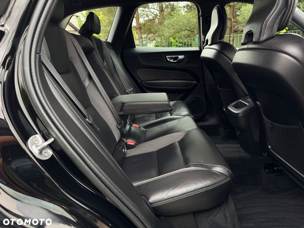 Volvo XC 60 B4 D Geartronic Inscription - 31