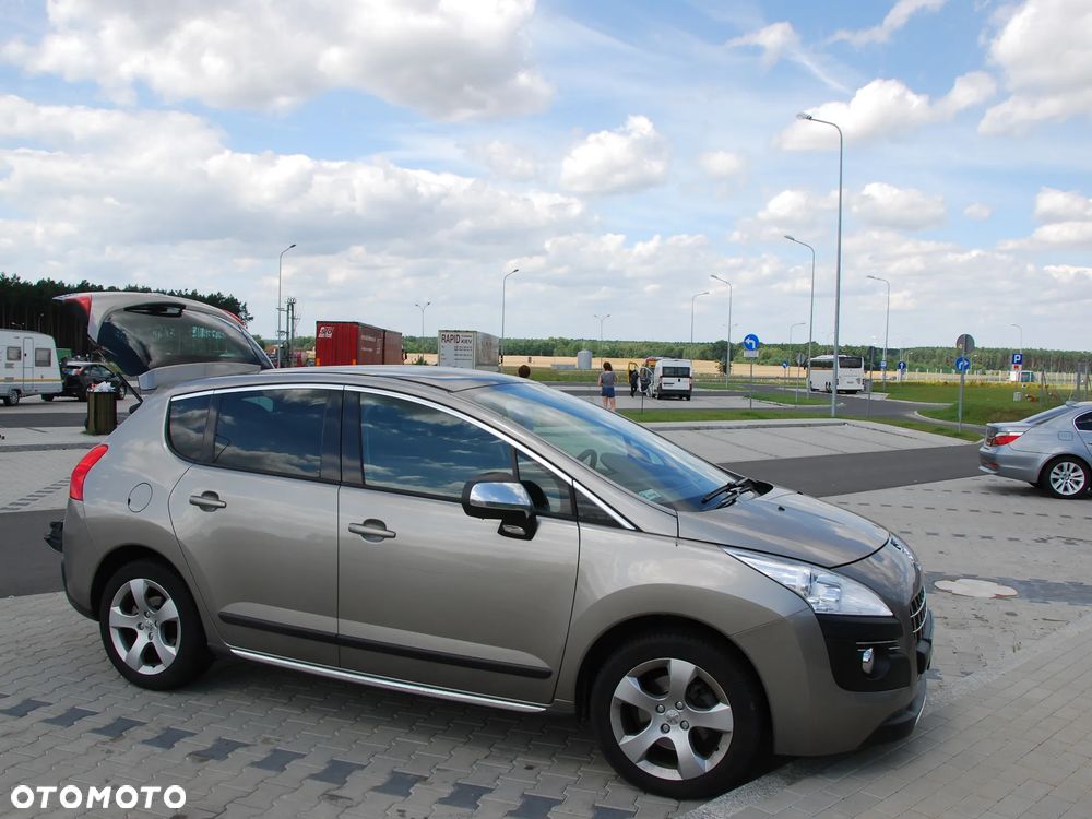 Peugeot 3008 1.6 Premium+ - 1