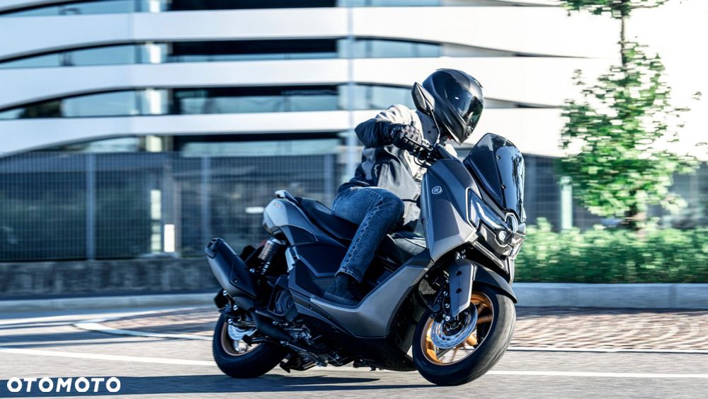 Yamaha NMAX - 3