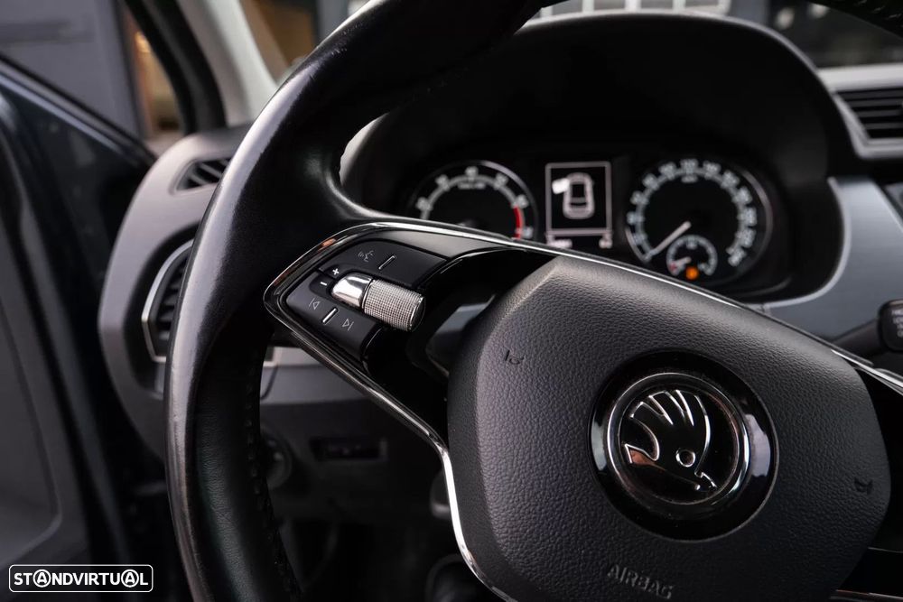 Skoda Fabia 1.0 TSI Essence - 22