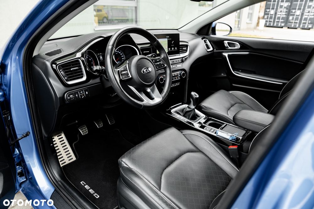Kia Ceed 1.4 T-GDI OPF Spirit - 16