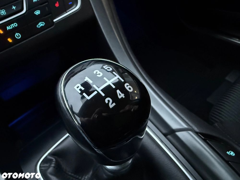 Ford Mondeo 1.5 EcoBoost Titanium - 24