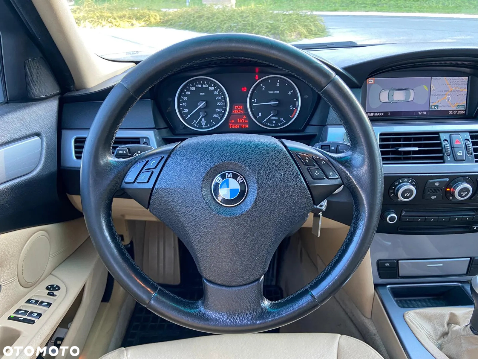 BMW Seria 5 520d - 17