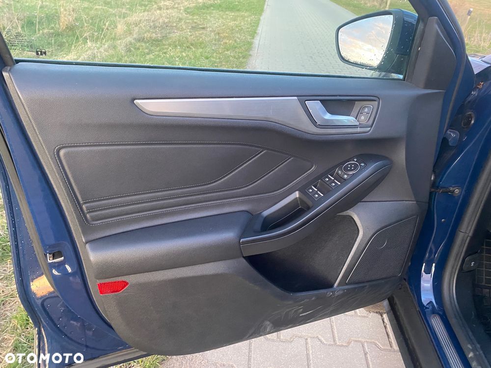 Ford Focus 2.0 EcoBlue Titanium X - 23