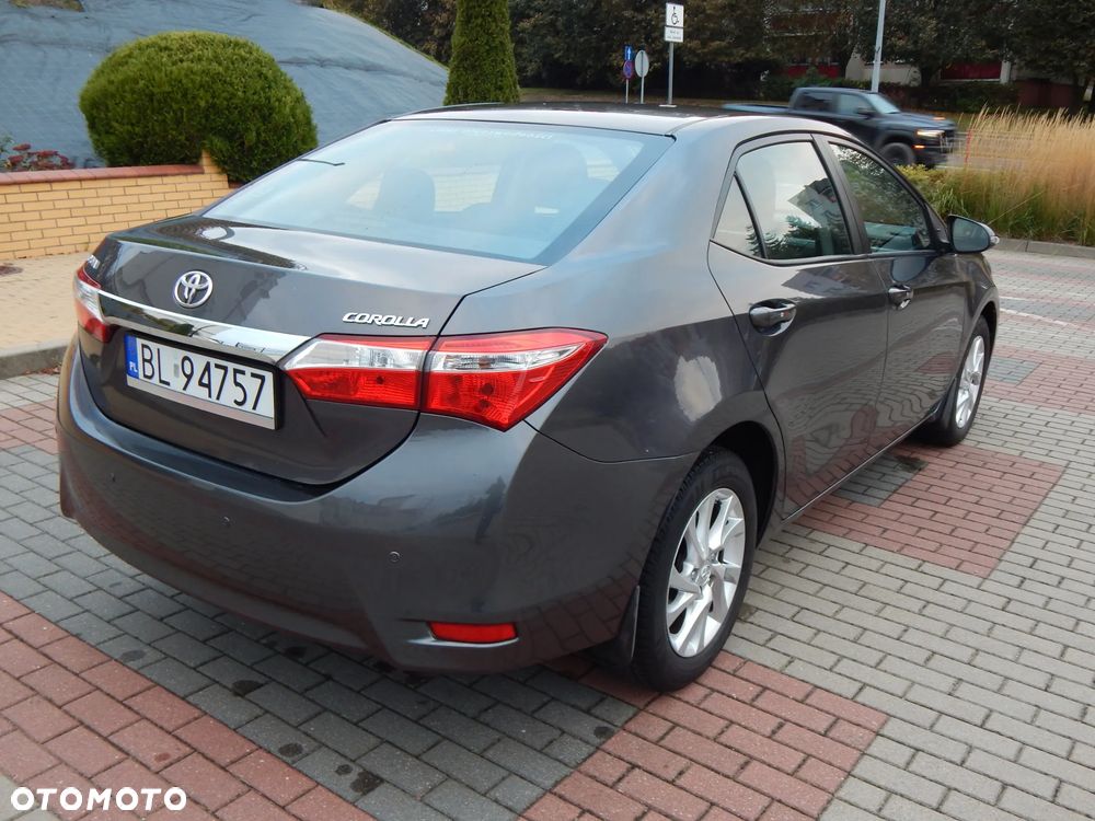 Toyota Corolla 1.6 Luna - 12