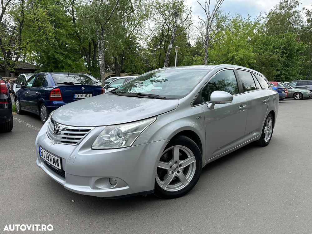 Toyota Avensis 2.2 D-CAT Aut. Elegance - 1