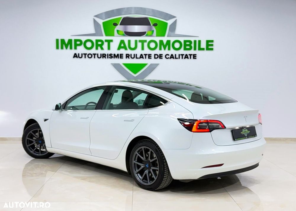 Tesla Model 3 Standard Reichweite Plus Hinterradantrieb - 14