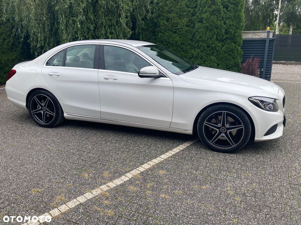 Mercedes-Benz C-Class 2016 photo 2