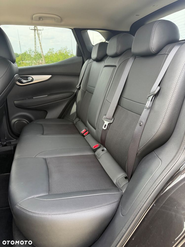 Nissan Qashqai 1.6 DIG-T Tekna - 25