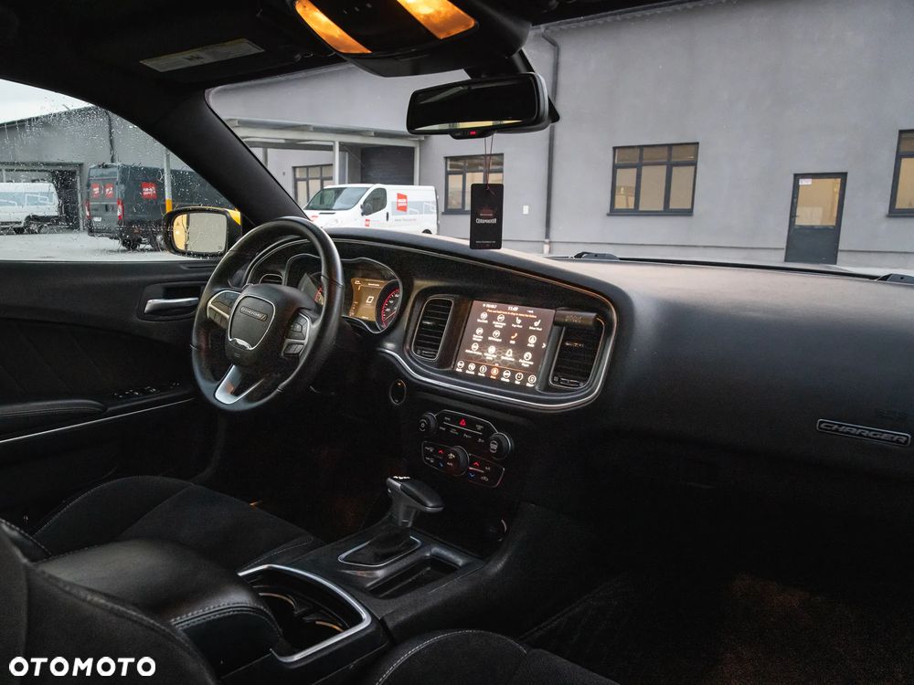Dodge Charger 5.7 R/T - 9