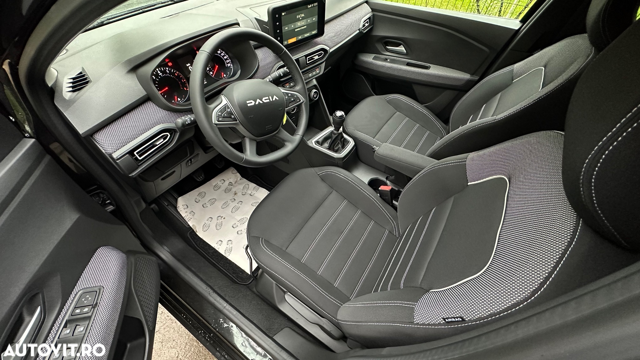 Dacia Jogger 7 locuri TCe 110 Extreme - 38