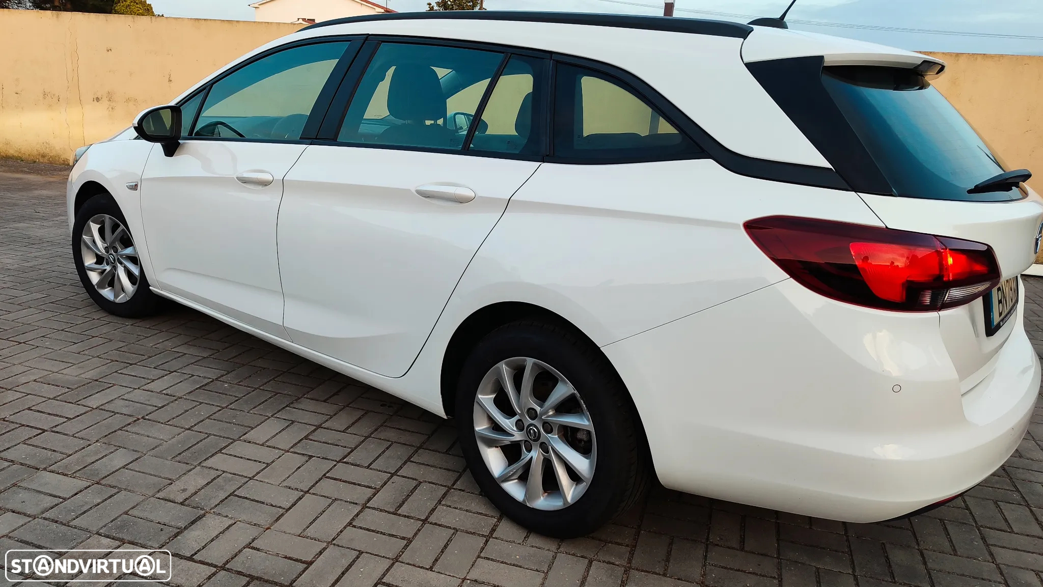 Opel Astra Sports Tourer 1.2 Turbo Start/Stop Sports Tourer - 4
