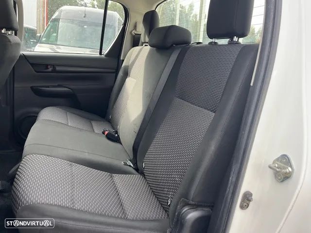 Toyota HILUX 4x4 150cv CAB/DUPLA - 8