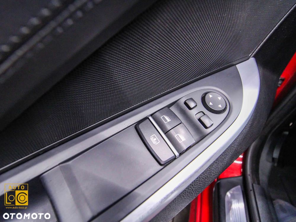 BMW Seria 6 650i xDrive Coupe - 32