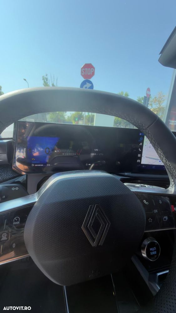Renault Clio VI TCe 115 Techno - 2