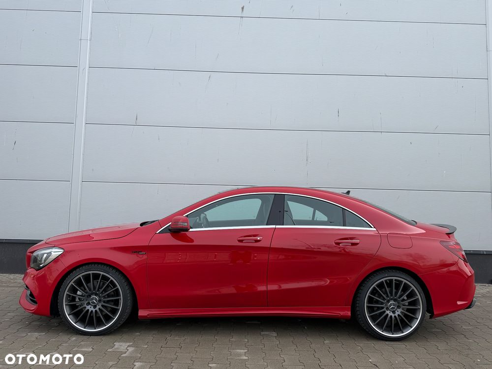 Mercedes-Benz CLA 250 4Matic 7G-DCT AMG Line - 6