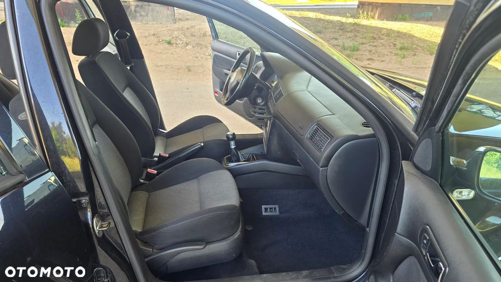 Volkswagen Golf 1.9 TDI Comfortline - 20