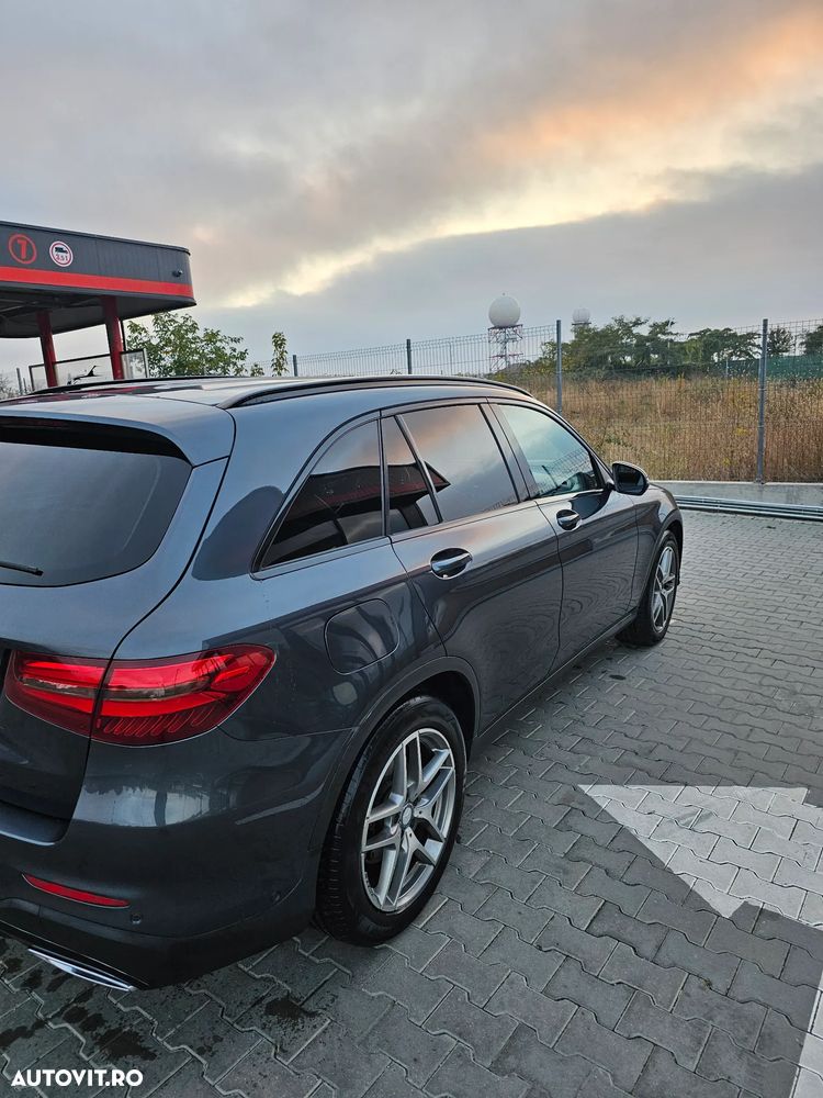 Mercedes-Benz GLC 250 d 4MATIC 9G-TRONIC AMG Line - 5