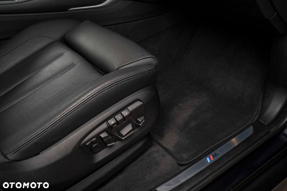 BMW X6 xDrive30d - 20