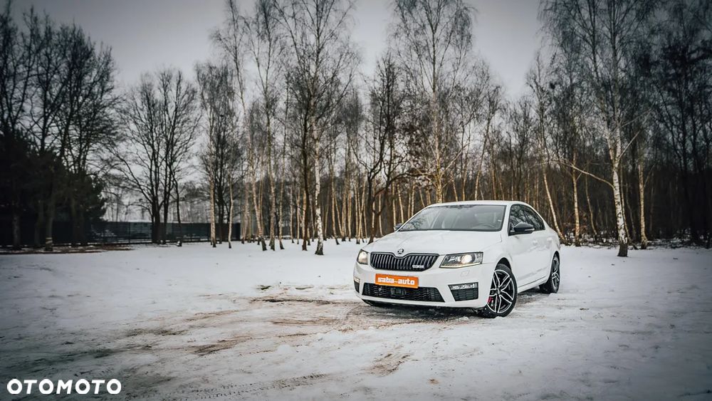 Skoda Octavia 2.0 TDI DSG RS - 35