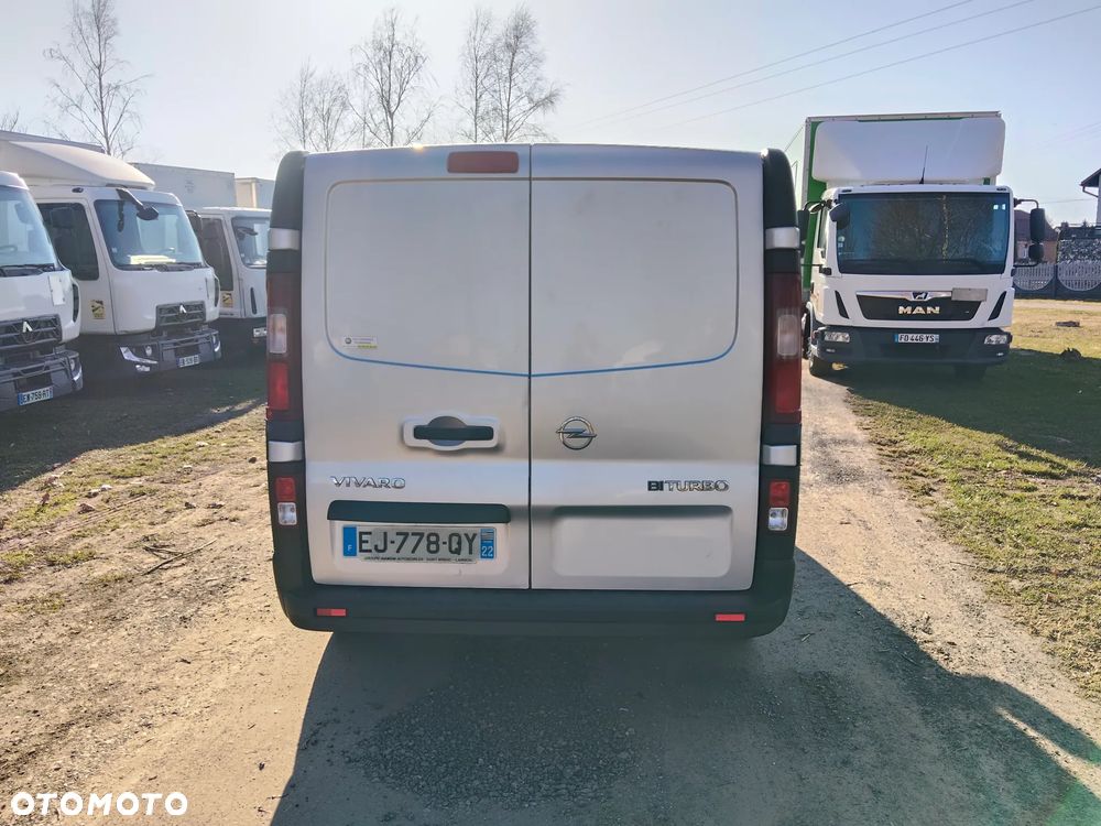 Opel Vivaro - 6