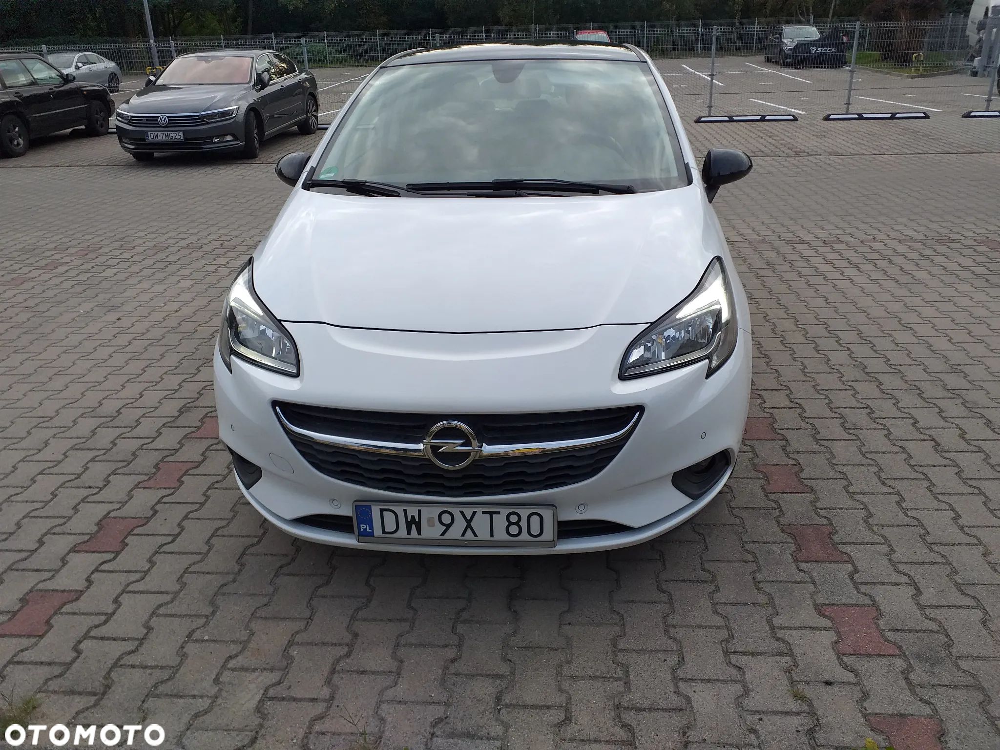 Opel Corsa - 1