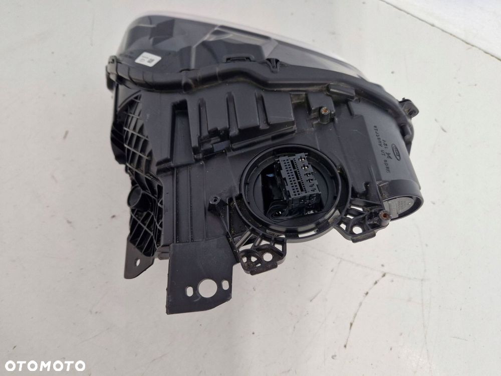 lampa prawy przód prawa przednia porsche taycan 9j1 eu - 12