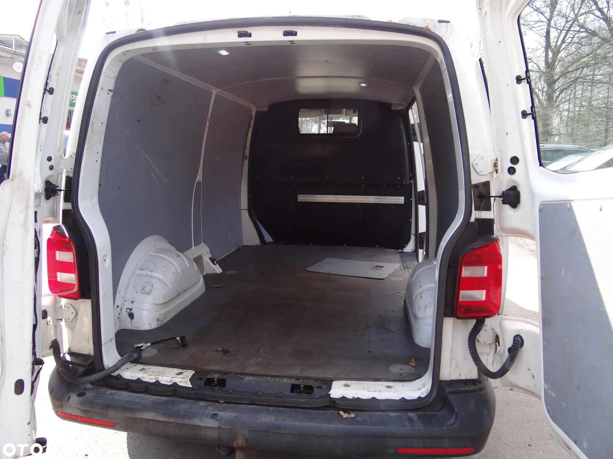 Volkswagen TRANSPORTER - 4