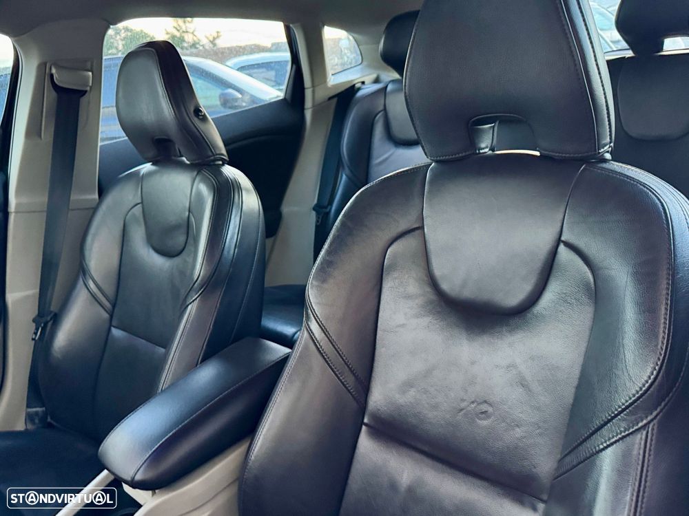 Volvo V40 1.6 D2 R-Design Momentum - 28