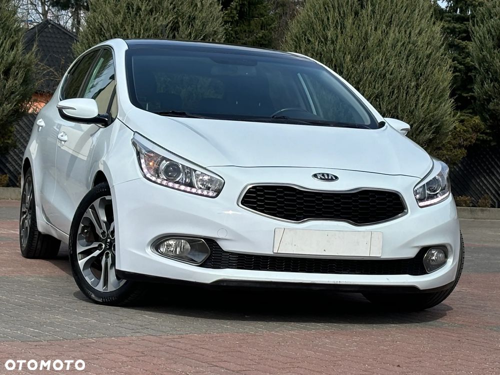 Kia Ceed 1.6 GDI DCT Platinum Edition - 7
