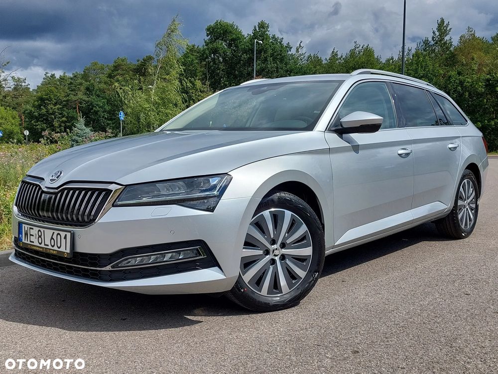 Skoda Superb 2.0 TDI SCR Style DSG - 3