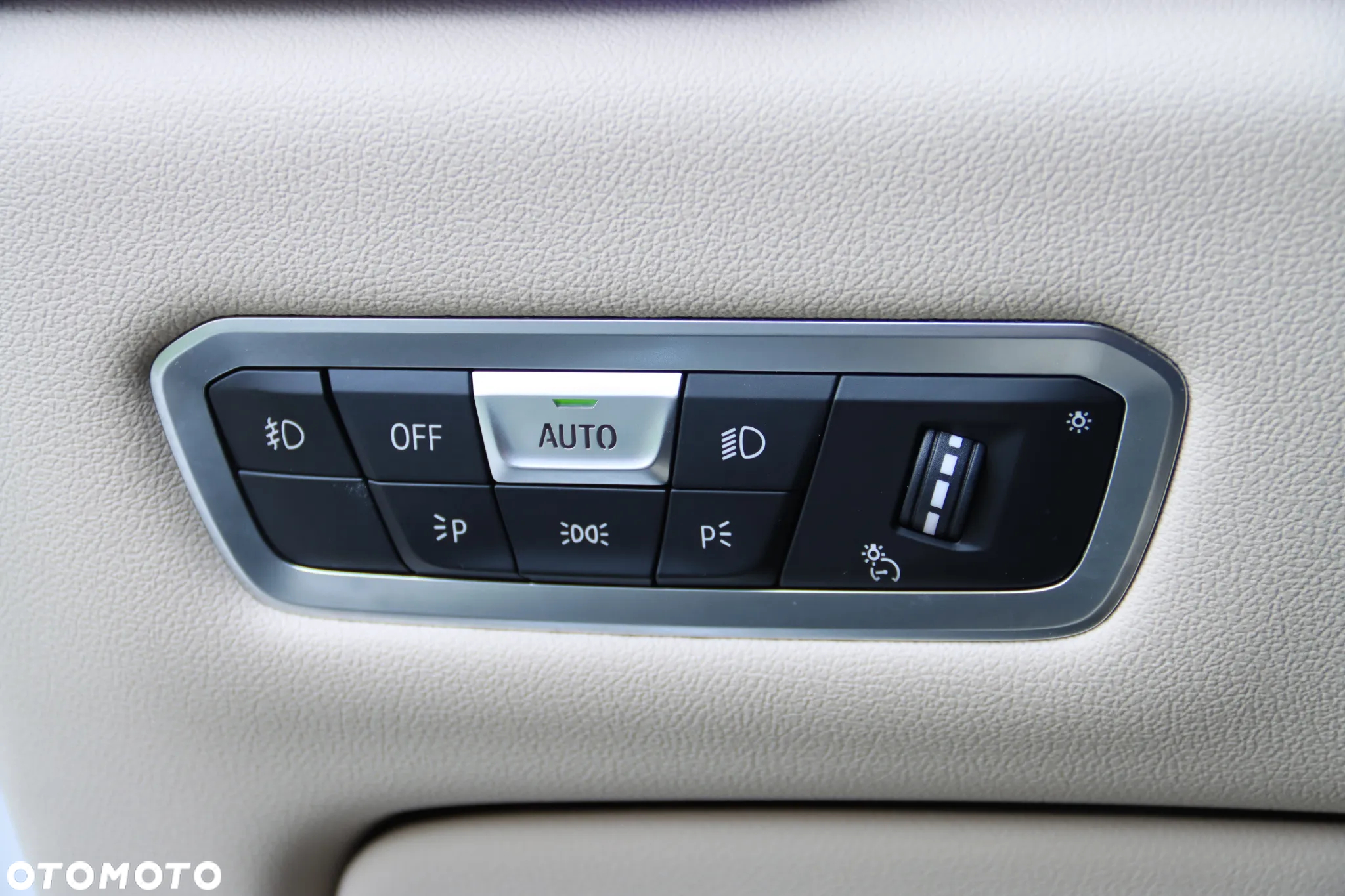 BMW X5 xDrive40i - 21