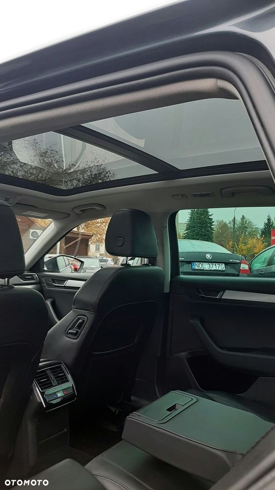 Skoda Superb 1.8 TSI DSG SportLine - 21
