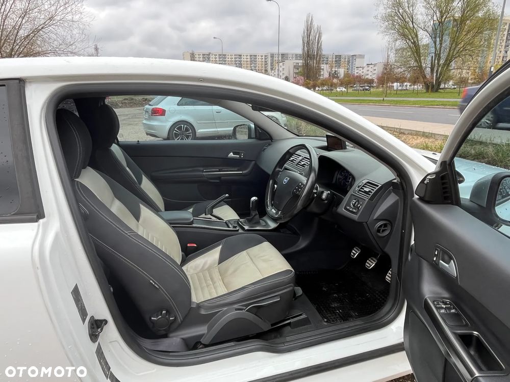 Volvo C30 2.0D R-Design - 8