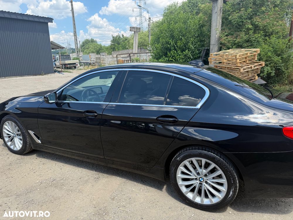 BMW Seria 5 530i xDrive Aut. Luxury Line - 8