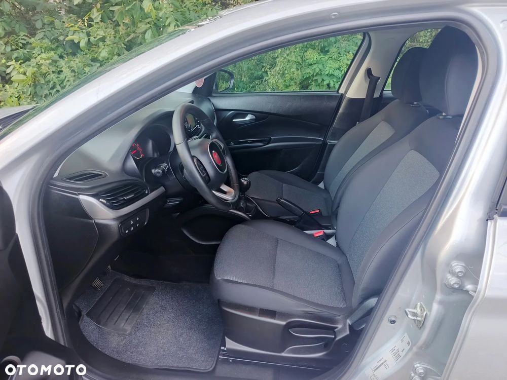 Fiat Tipo 1.4 16v Easy EU6d - 17
