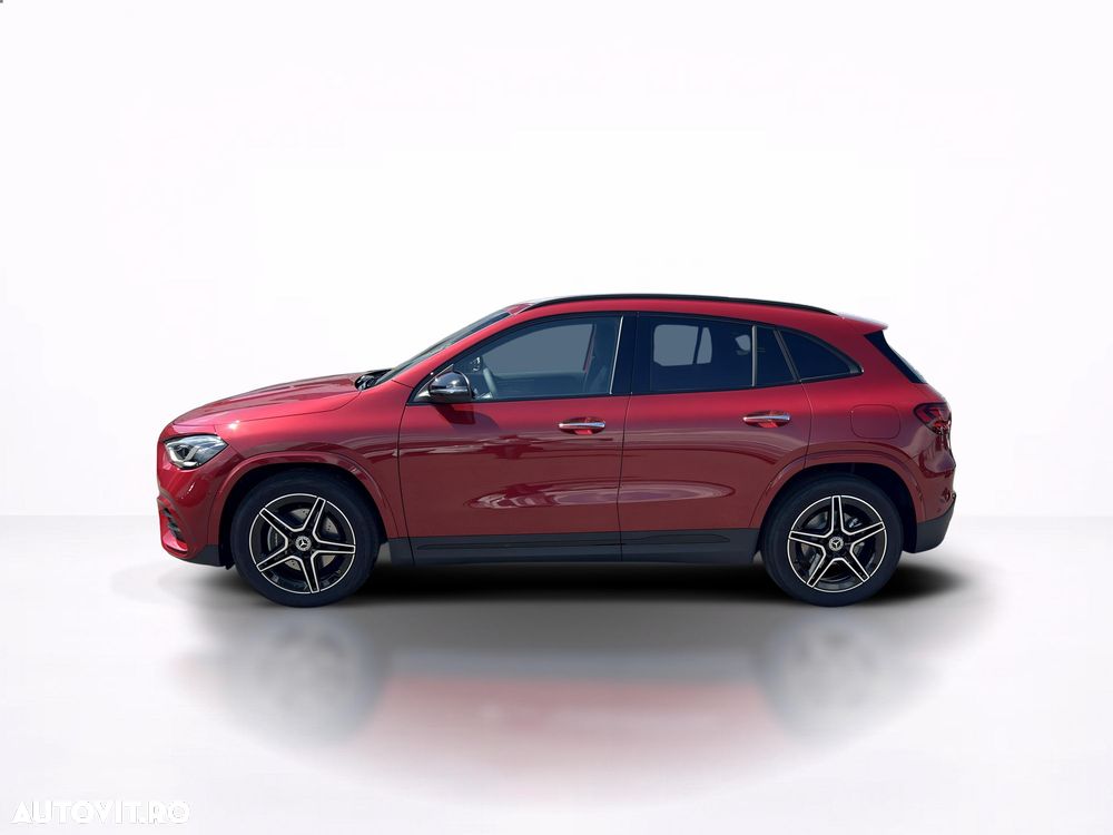 Mercedes-Benz GLA 220 4MATIC MHEV - 3