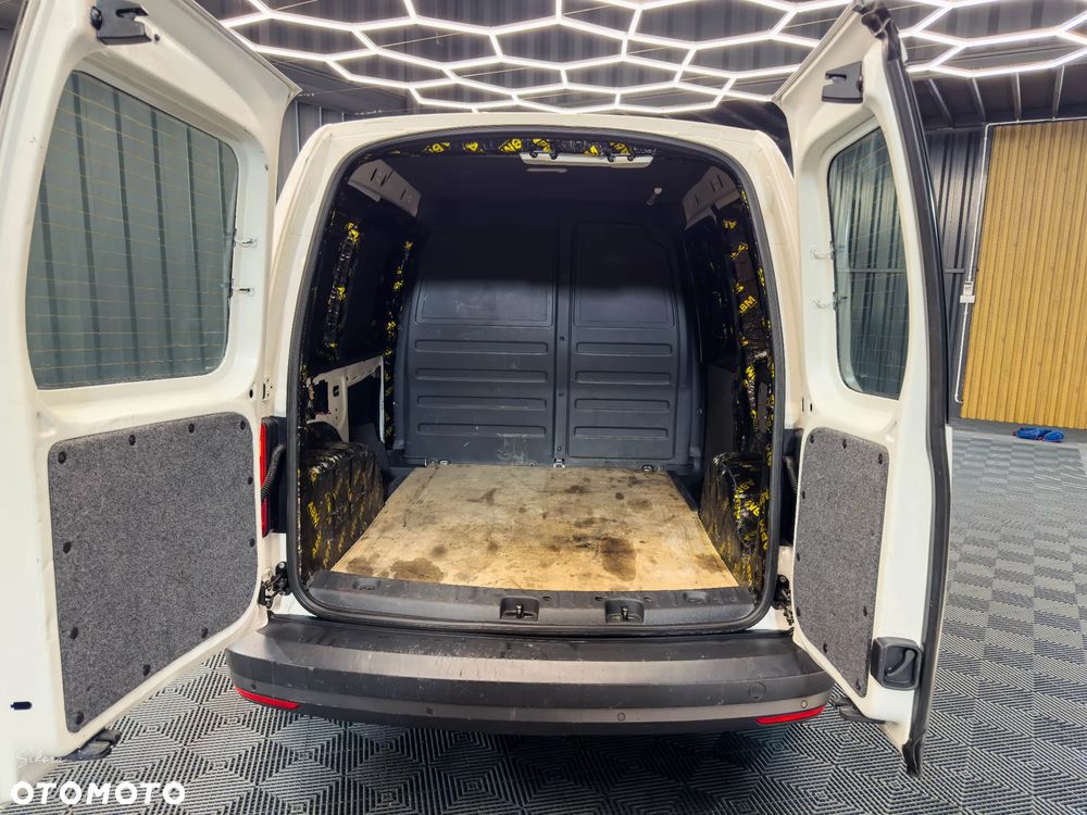 Volkswagen CADDY - 13