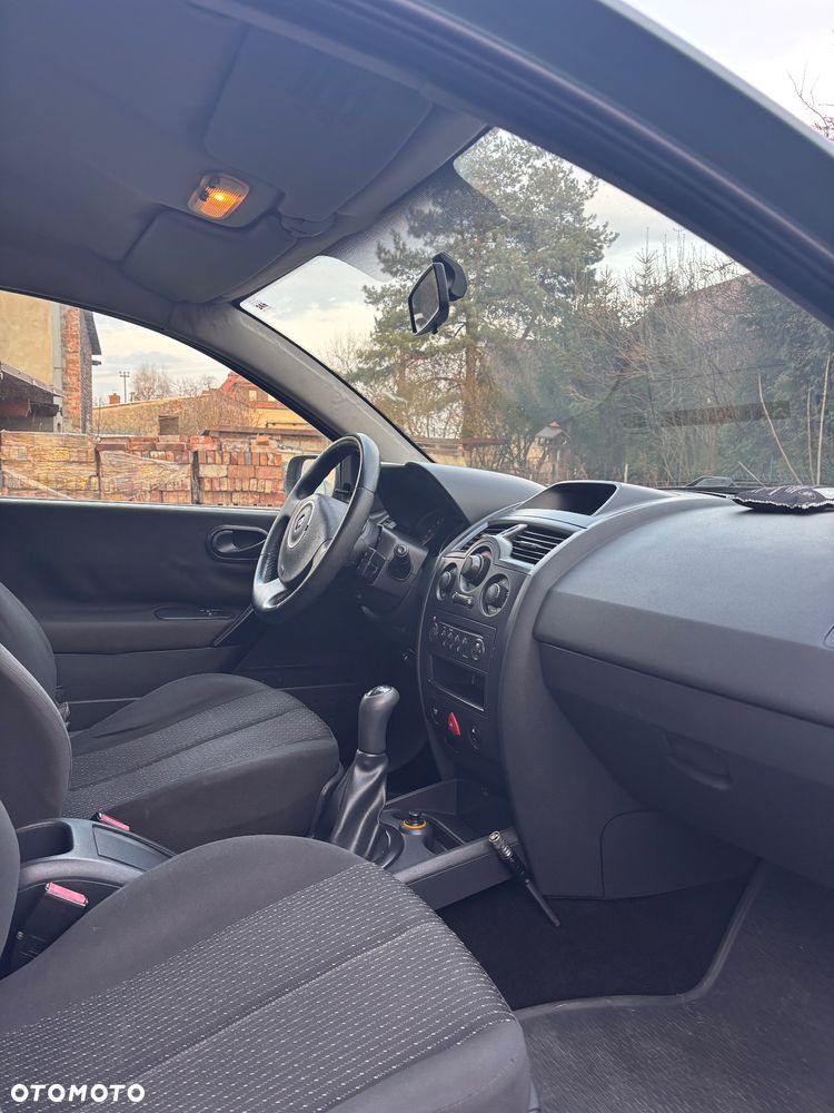 Renault Megane 1.4 Confort Authentique - 6