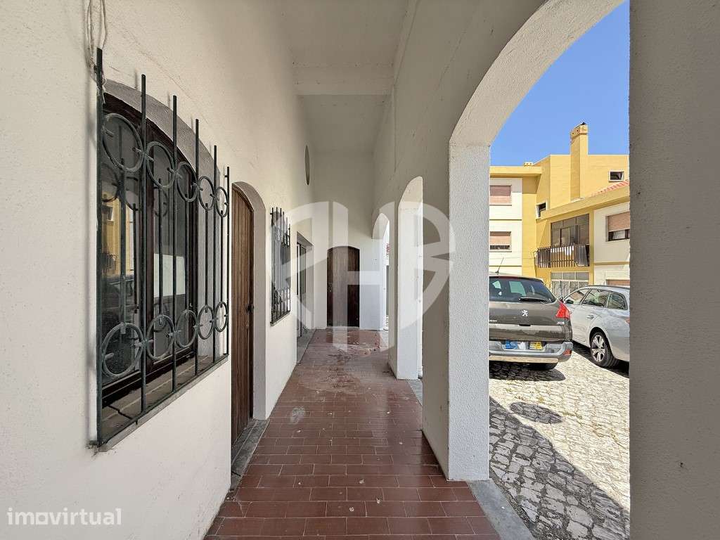 Loja / Armazém com 236 m² na Azambuja - Múltiplas Possibilidades de... - Grande imagem: 2/30