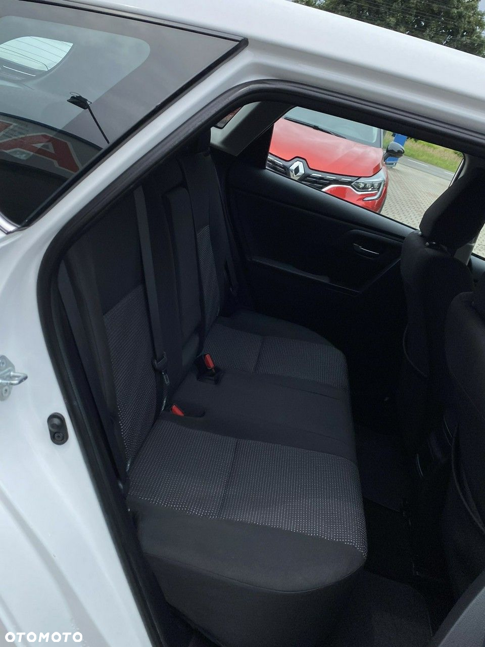 Toyota Auris - 16