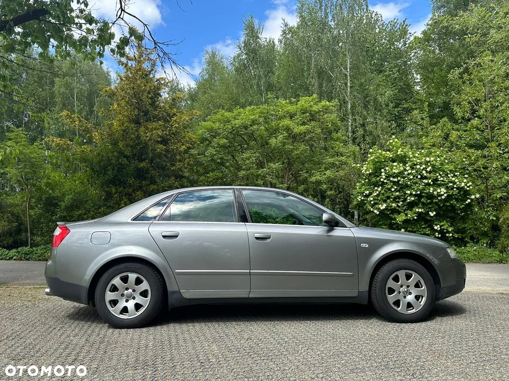 Audi A4 - 4