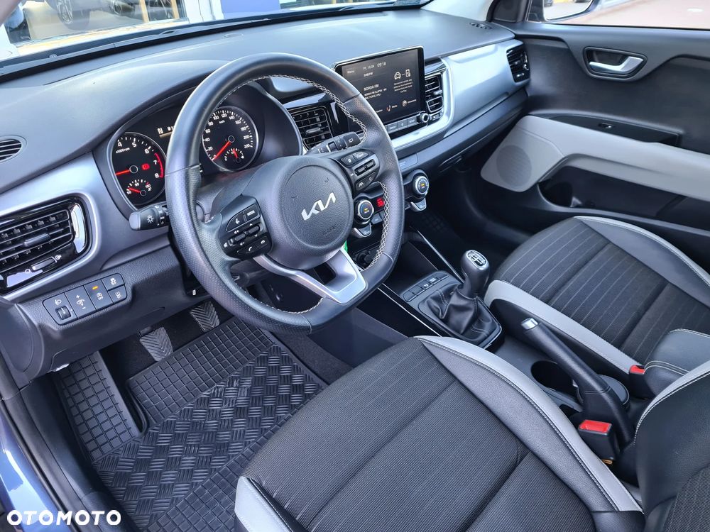 Kia Stonic 1.0 T-GDI MHEV M - 9